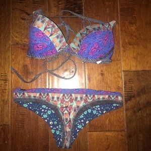 Maaji Bikini (Underwire Top)